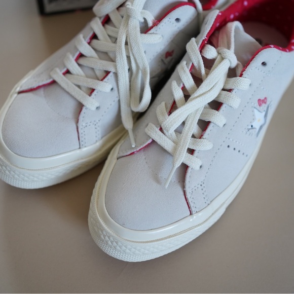 NEW! CONVERSE Hello Kitty x One Star Suede Low Top 'White' size 7 - Picture 5 of 7